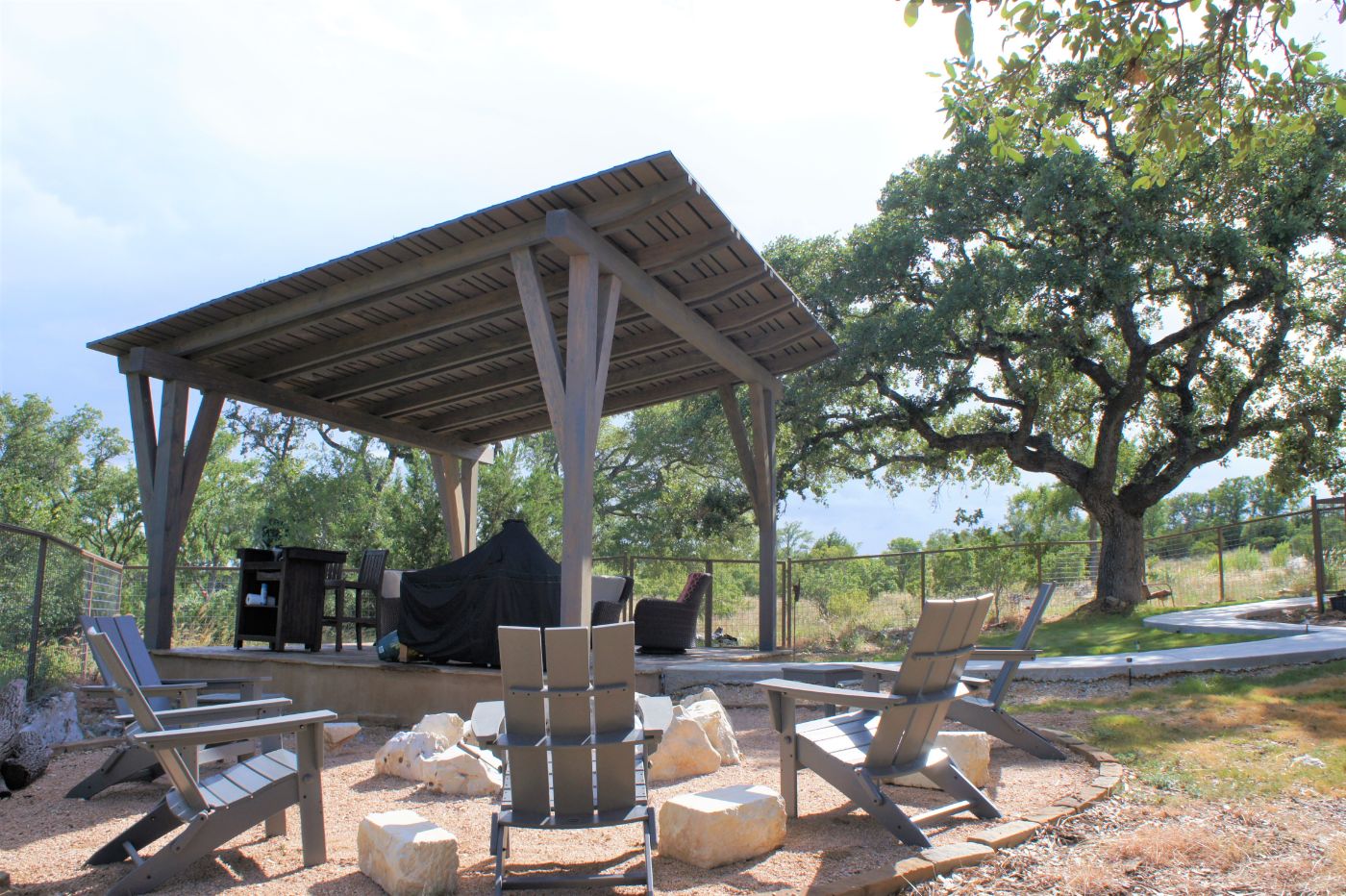 23x21, modern, heavy timbers, cement or concrete pad, Boerne, Kerrville, Fredericksburg, pre fab, pavilion kit, free standing pavilion, timber frame pavilion, hill country pavilion, wood pavilion, shade structure, post and beam