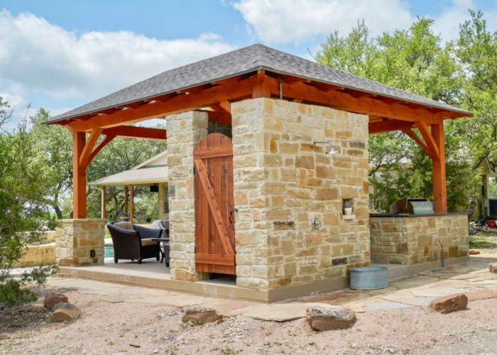 21x21, Outdoor Kitchen or Kitchen, Outdoor living, King Post Half Hip, shingle roof, Poolside or swimming pool, residential, pool house, cabana, Austin, Dripping Springs, Cement or concrete pad, patio furniture, entertaining