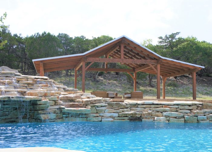 Hybrid pergola and pavilion next to pool